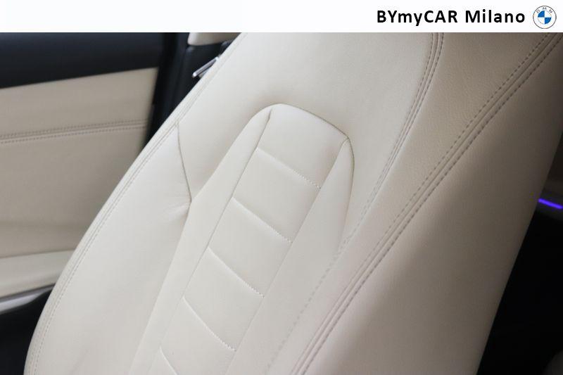 www.bymycar-milano.store Store BMW Serie 3 320d Touring Luxury auto