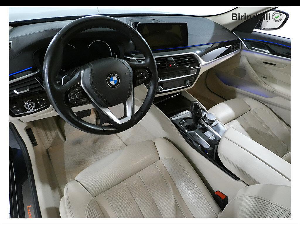 usatostore.bmw.it Store BMW Serie 5 530d Touring xdrive Luxury 265cv auto