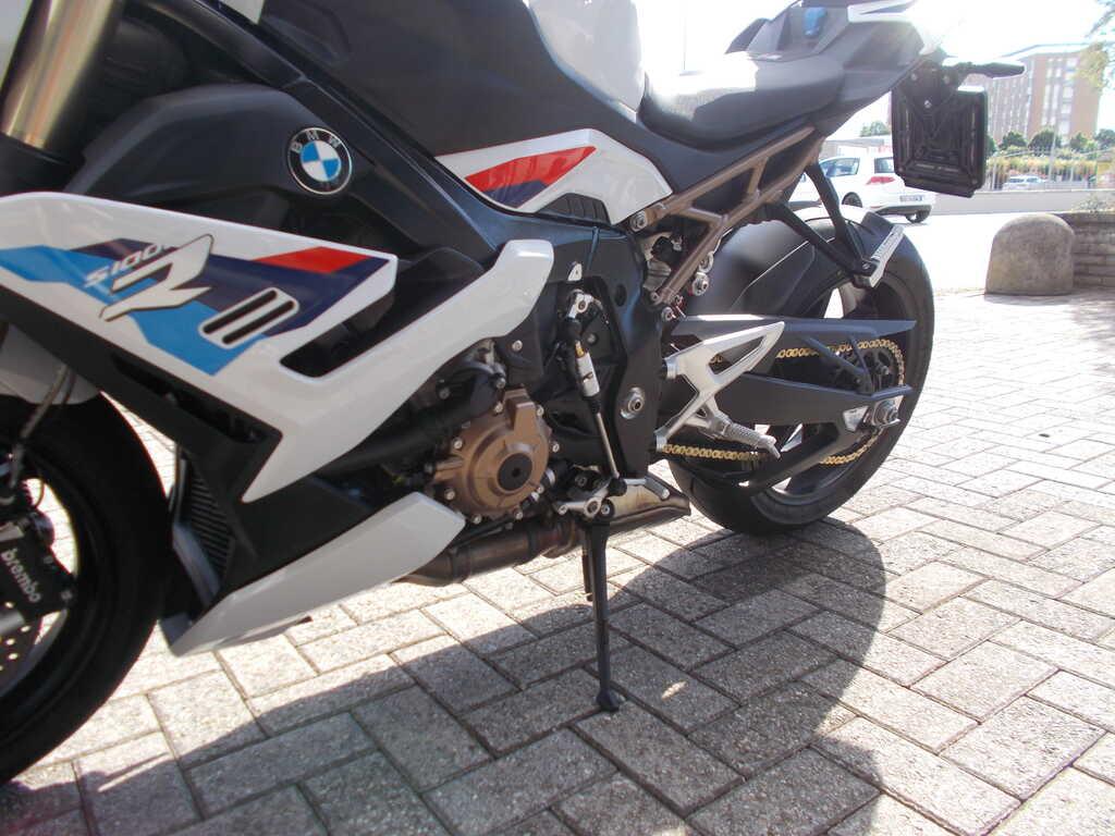 usatostore.bmw-motorrad.it Store BMW Motorrad S 1000 R BMW S 1000 R ABS MY21