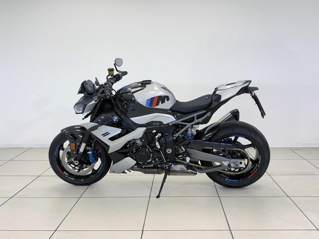 usatostore.bmw-motorrad.it Store BMW Motorrad M 1000 R BMW M 1000 R MY25