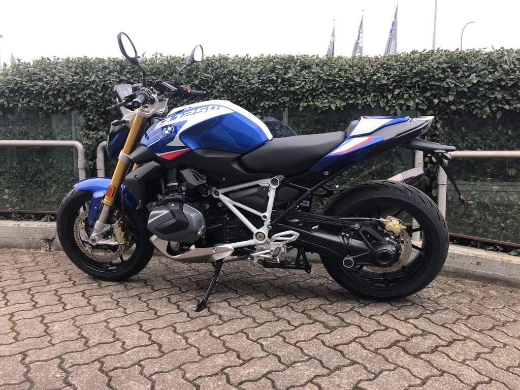 usatostore.bmw-motorrad.it Store BMW Motorrad R 1250 R BMW R 1250 R ABS MY23