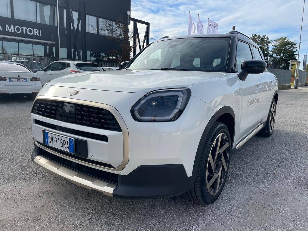 usatostore.mini.it Store MINI MINI Countryman Countryman 1.5 48V C Favoured auto