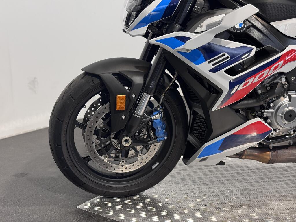 usatostore.bmw-motorrad.it Store BMW Motorrad M 1000 R BMW M 1000 R MY23