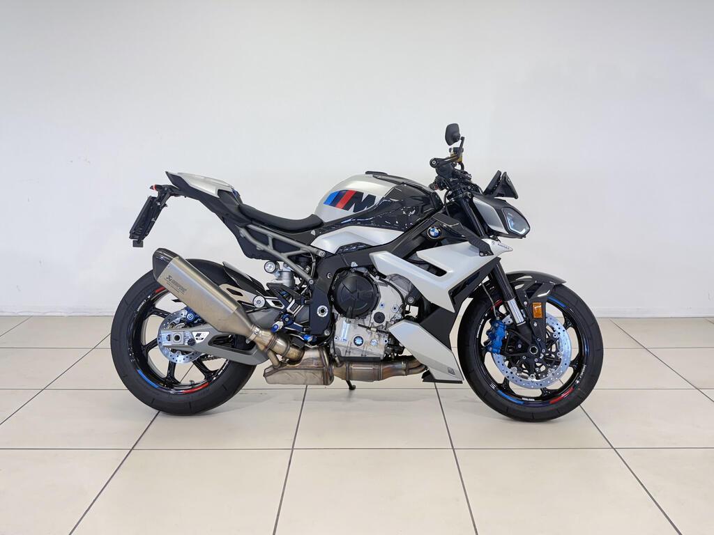 usatostore.bmw-motorrad.it Store BMW Motorrad M 1000 R BMW M 1000 R MY25