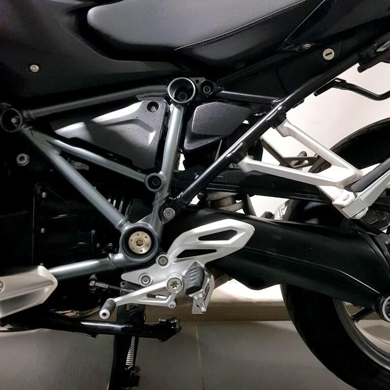 usatostore.bmw-motorrad.it Store BMW Motorrad R 1250 R BMW R 1250 R ABS MY23